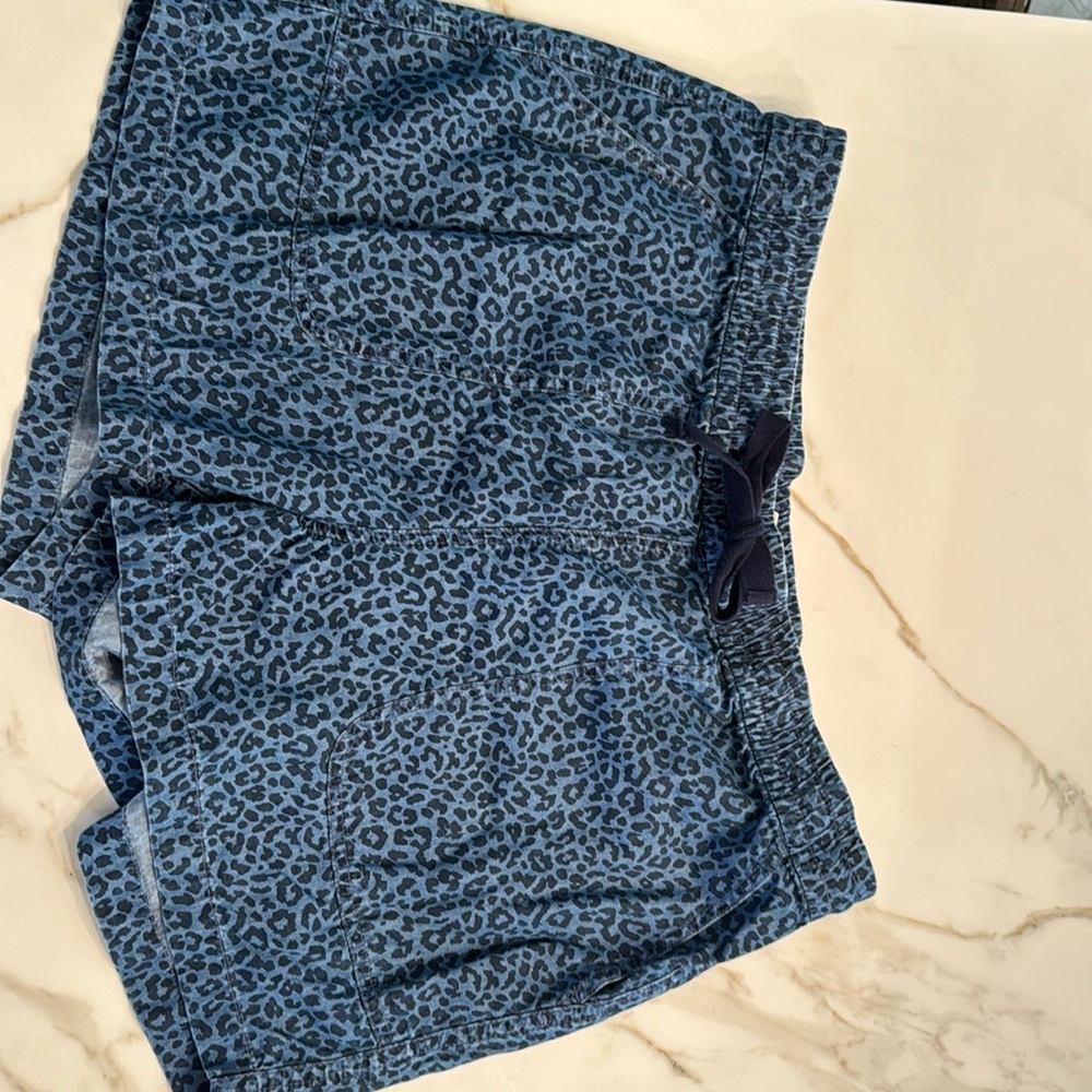 Denim with leopard print pull on shorts.
